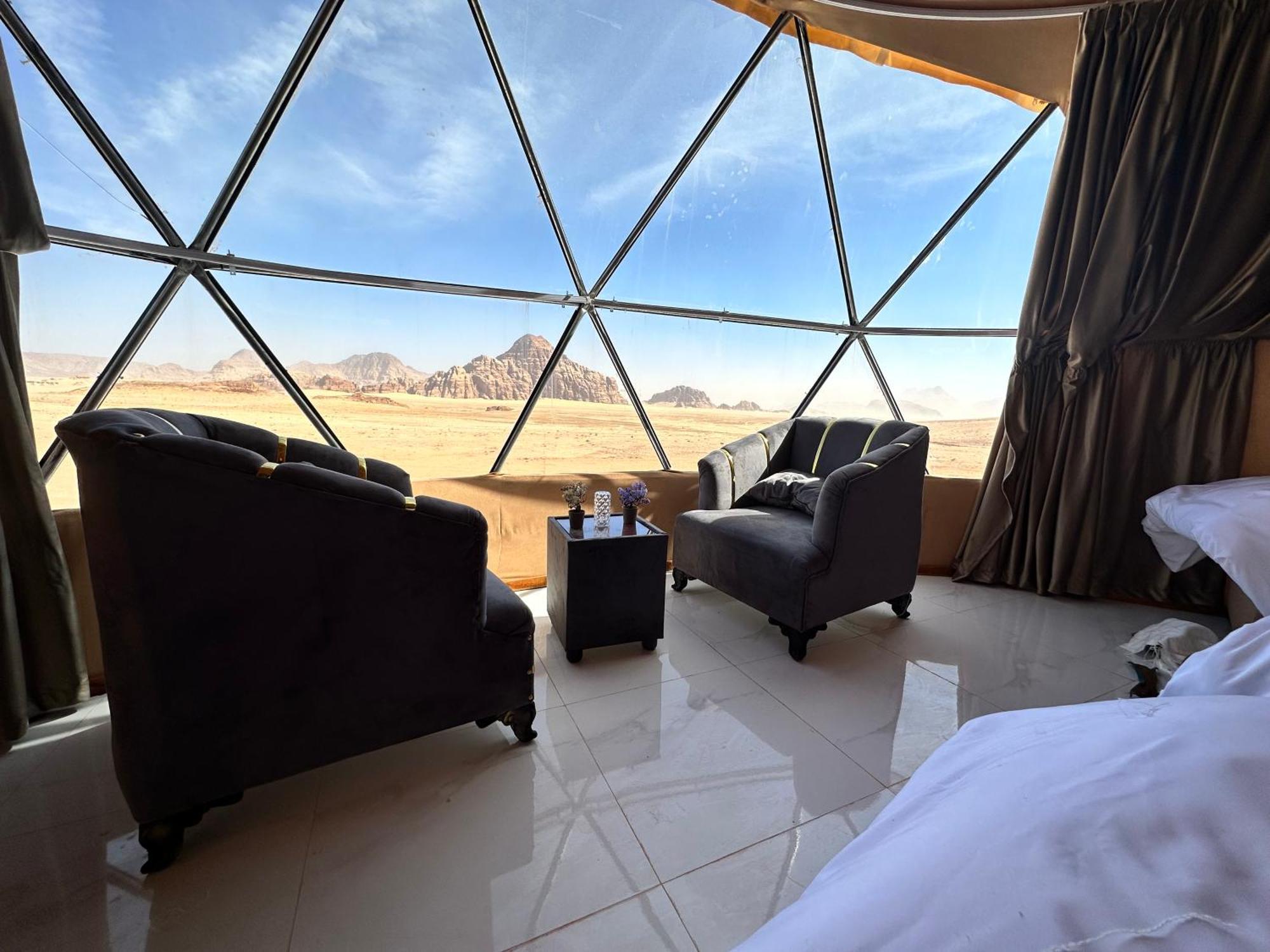 Rum Victoria Luxury Camp Wadi Rum Extérieur photo