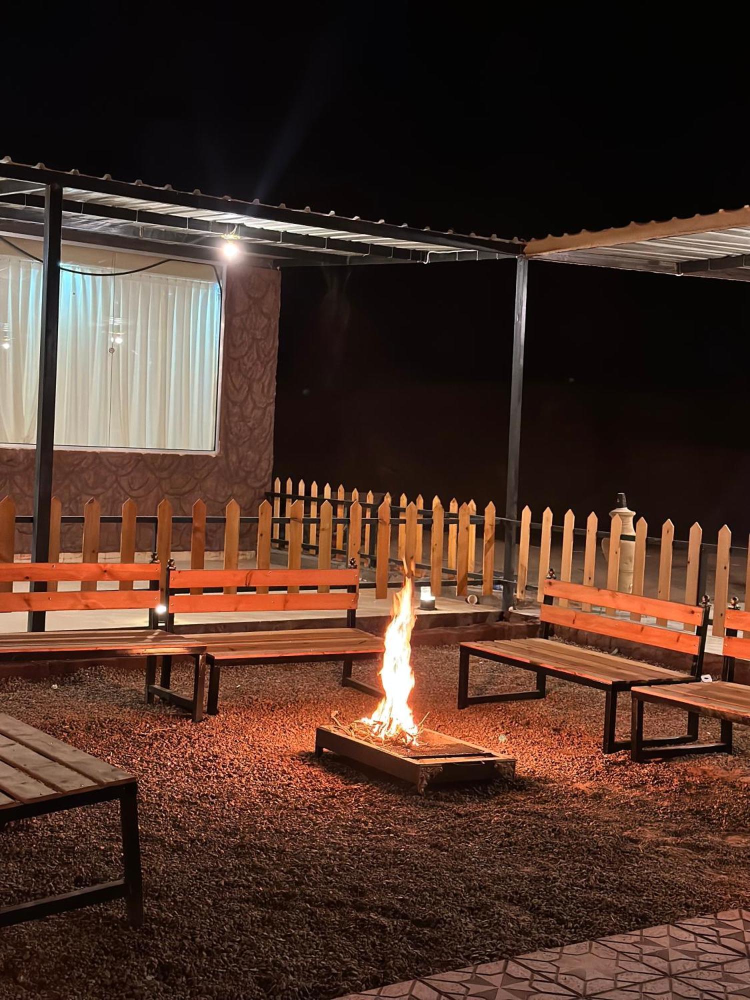Rum Victoria Luxury Camp Wadi Rum Extérieur photo