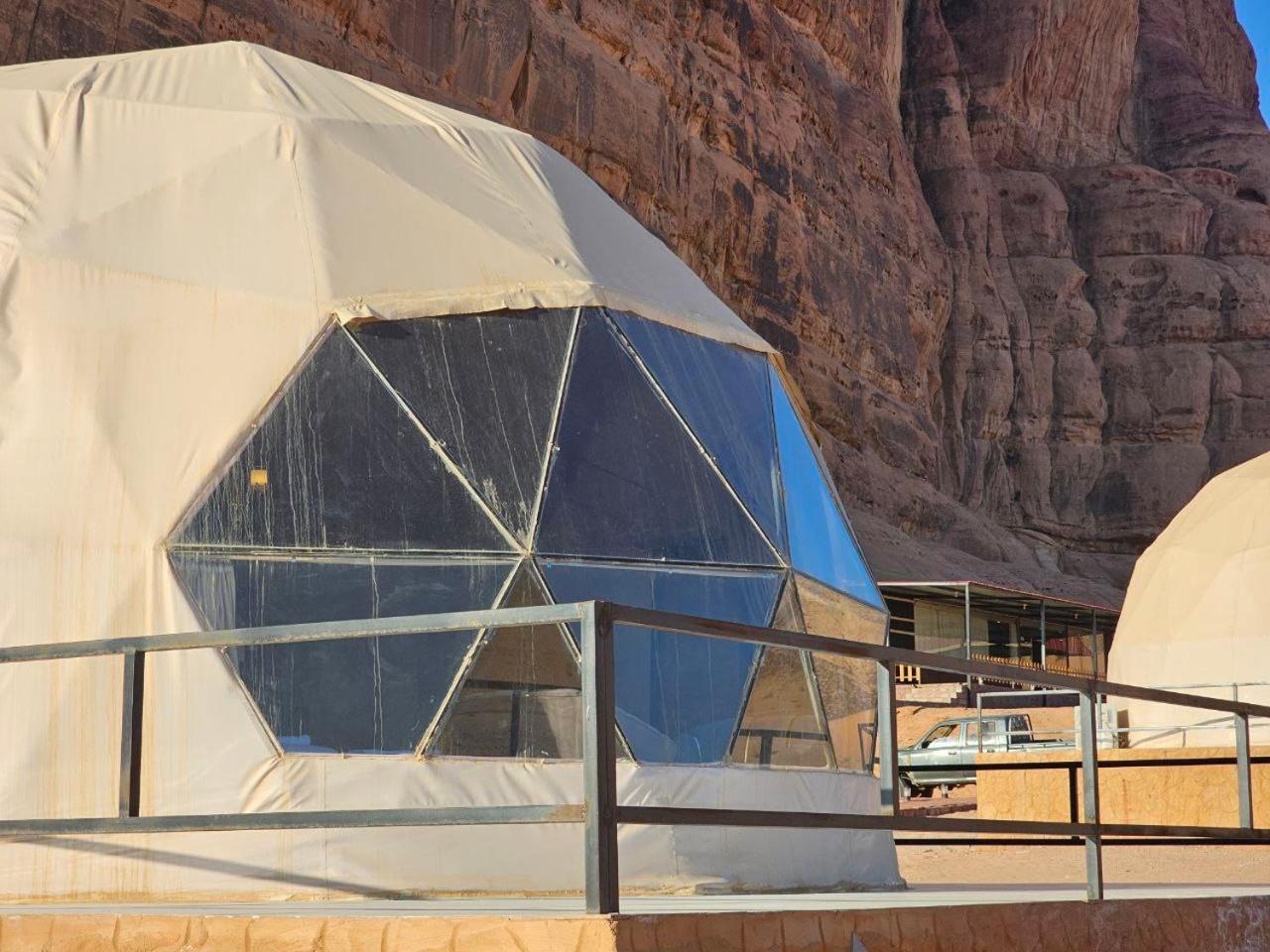 Rum Victoria Luxury Camp Wadi Rum Extérieur photo