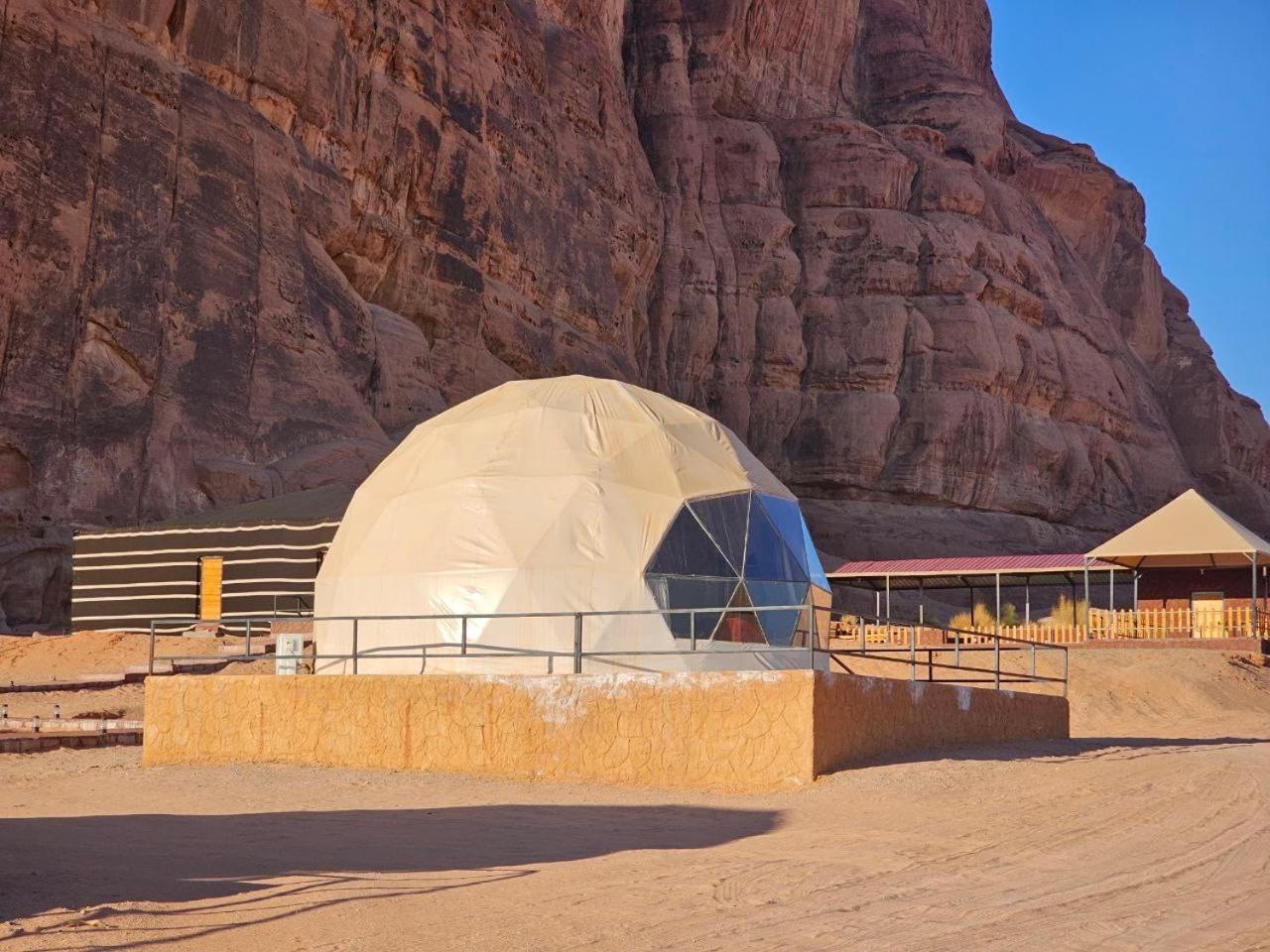 Rum Victoria Luxury Camp Wadi Rum Extérieur photo