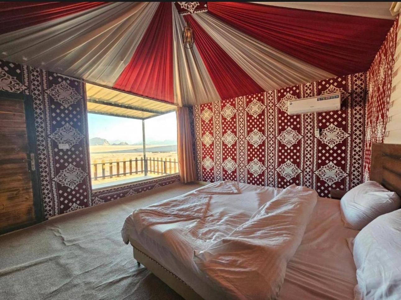 Rum Victoria Luxury Camp Wadi Rum Extérieur photo