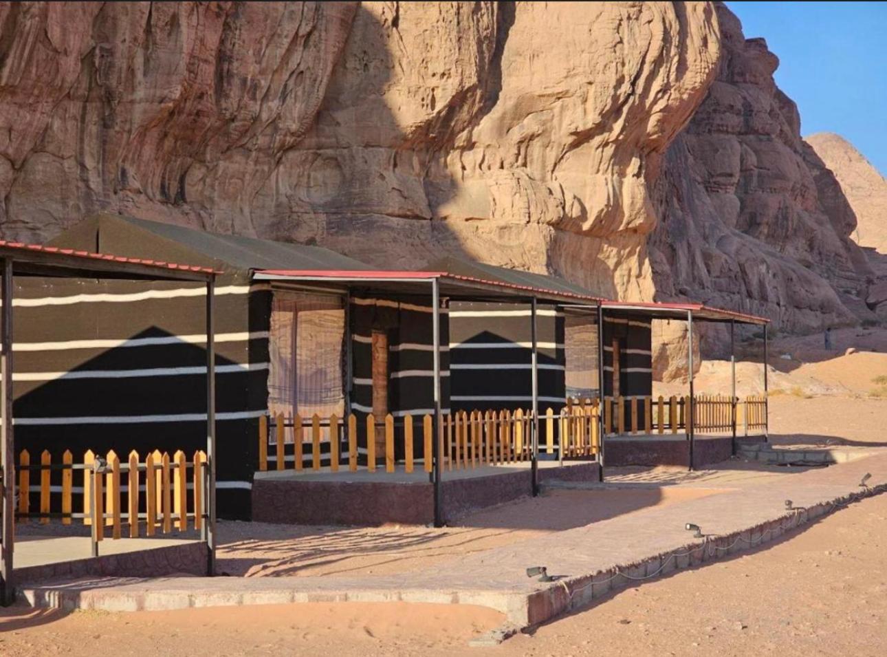 Rum Victoria Luxury Camp Wadi Rum Extérieur photo